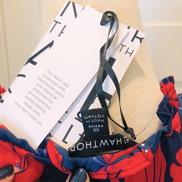 Stitch Fix 41 Hawthorn Orlee Mixed Material Sleeveless Top - Petite - Picture 9 of 9